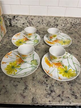 Vintage 1975 Set Seymour Mann Chrysanthemum Plate Cup by Eda Lunch Tea Time wate